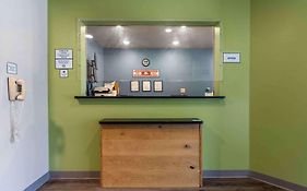 Woodspring Suites Fayetteville I-49